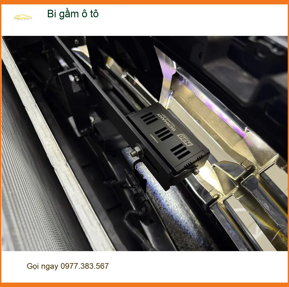 Anh Tấn độ bi gầm ô tô Hyundai Creta tại Quận 9 để cải thiện tầm nhìn ban đêm ảnh thực tế 2
