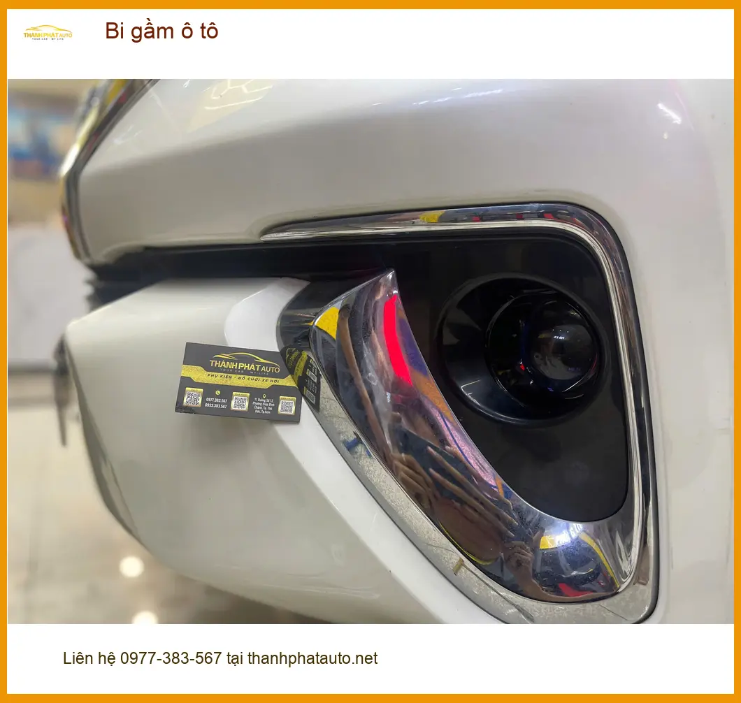 Anh Lợi nâng cấp bi gầm ô tô cho Kia Carnival tại Quận 9 vì đèn zin thiếu sáng ảnh thực tế 3