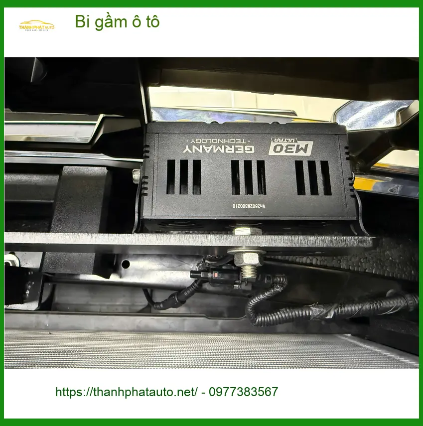 Anh Minh độ bi gầm ô tô cho Hyundai Accent vì đèn zin quá yếu khi đi đêm tại Hóc Môn ảnh thực tế 2