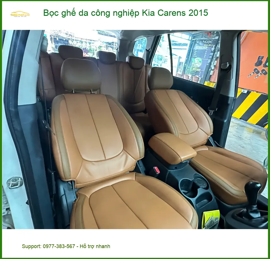 Anh Khải bọc ghế da công nghiệp cho Kia Carens 2015 ở Quận 3 ảnh thực tế 3