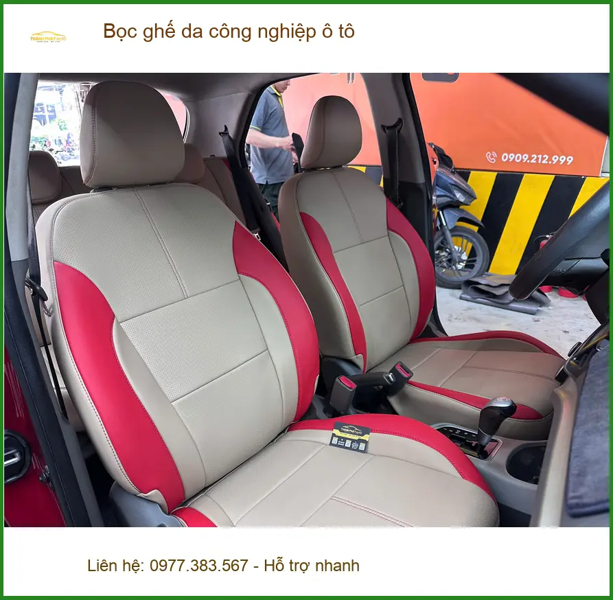 Chị Mai bọc ghế da công nghiệp ô tô cho Mazda 3 tại Tân Bình, nội thất như mới