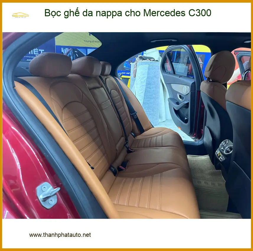 Anh Quân bọc ghế da nappa Mercedes C300 tại Quận 5 nâng tầm sang trọng ảnh thực tế 2
