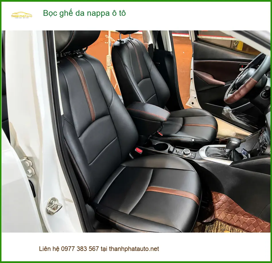Chị Thảo bọc ghế da nappa ô tô Toyota Raize tại Cần Giờ để nâng tầm nội thất