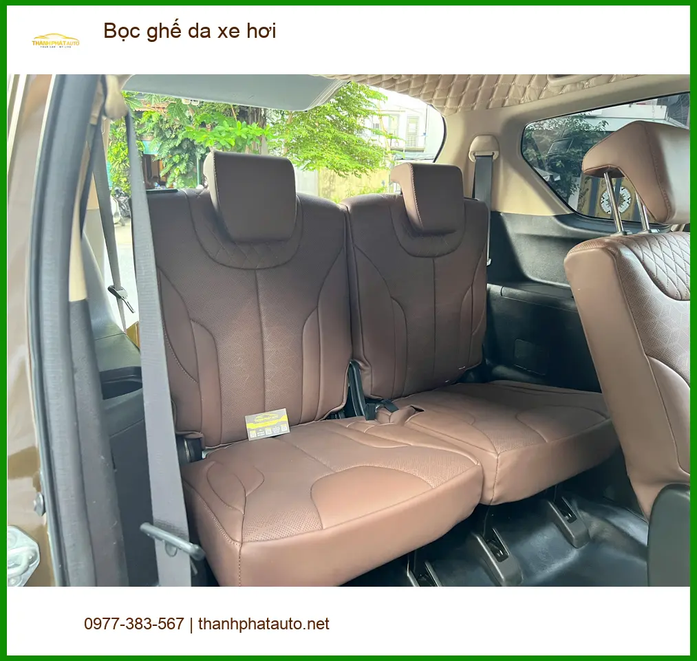 Chị Thùy bọc ghế da cho xe Toyota Vios tại Hóc Môn để nội thất xe luôn sạch đẹp ảnh thực tế 4