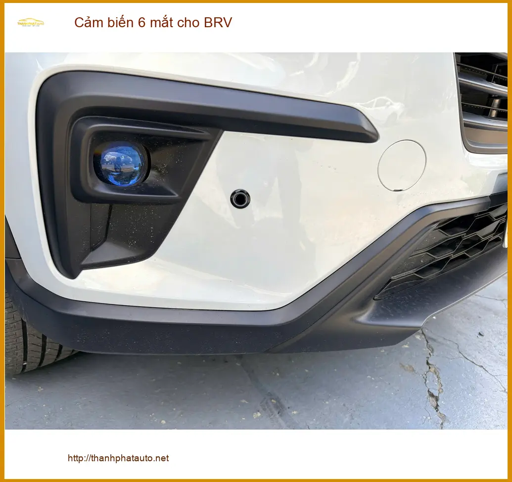 Anh Long lắp cảm biến 6 mắt cho BRV tại Quận 11 để đậu xe an toàn ảnh thực tế 3