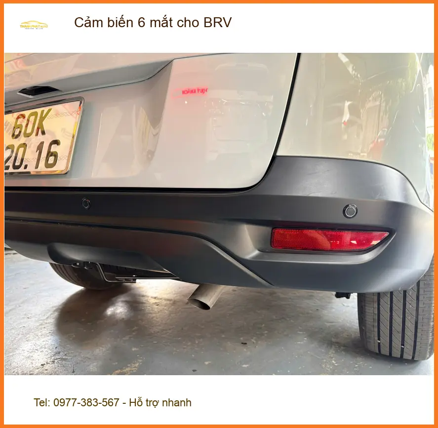 Chị Minh lắp cảm biến 6 mắt cho Honda BRV Quận 8, cần hỗ trợ lùi xe ảnh thực tế 3