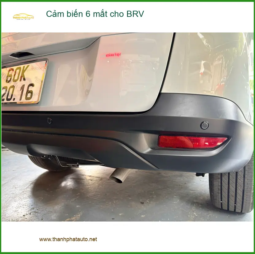 Anh Quân lắp cảm biến 6 mắt cho BRV Quận Gò Vấp để đỗ xe an toàn hơn trong hẻm nhỏ ảnh thực tế 4