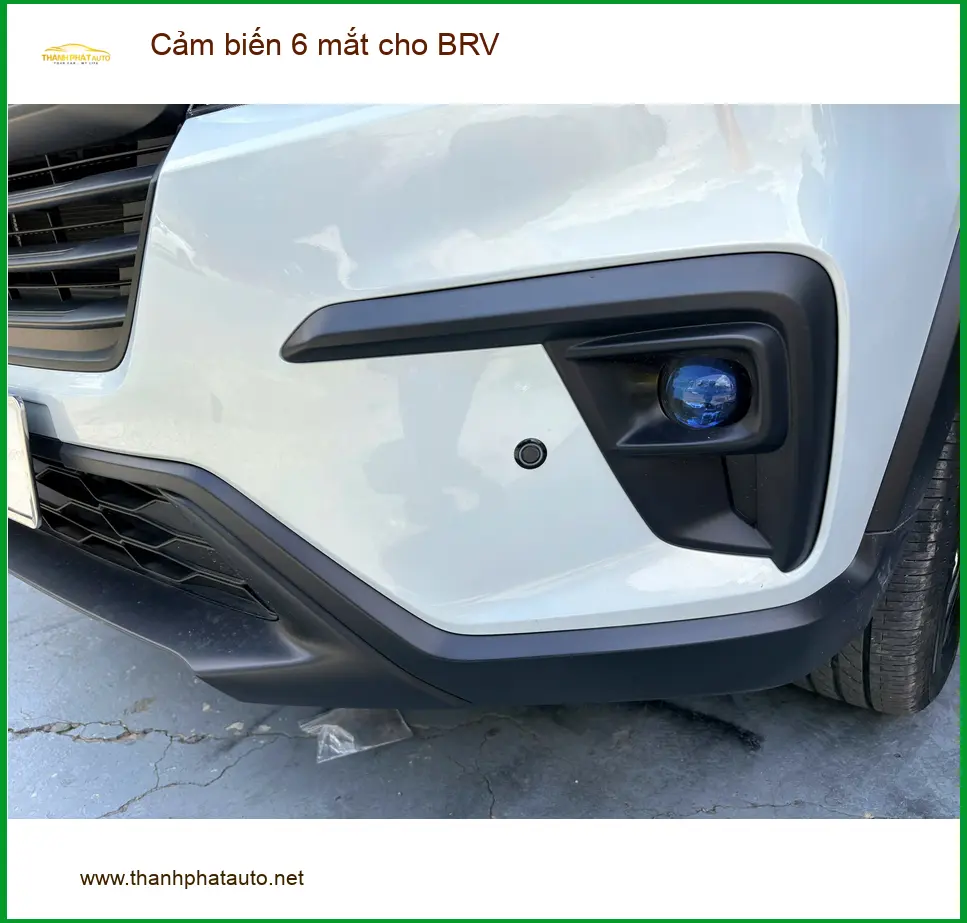 Anh Quân lắp cảm biến 6 mắt cho BRV Quận Gò Vấp để đỗ xe an toàn hơn trong hẻm nhỏ ảnh thực tế 5