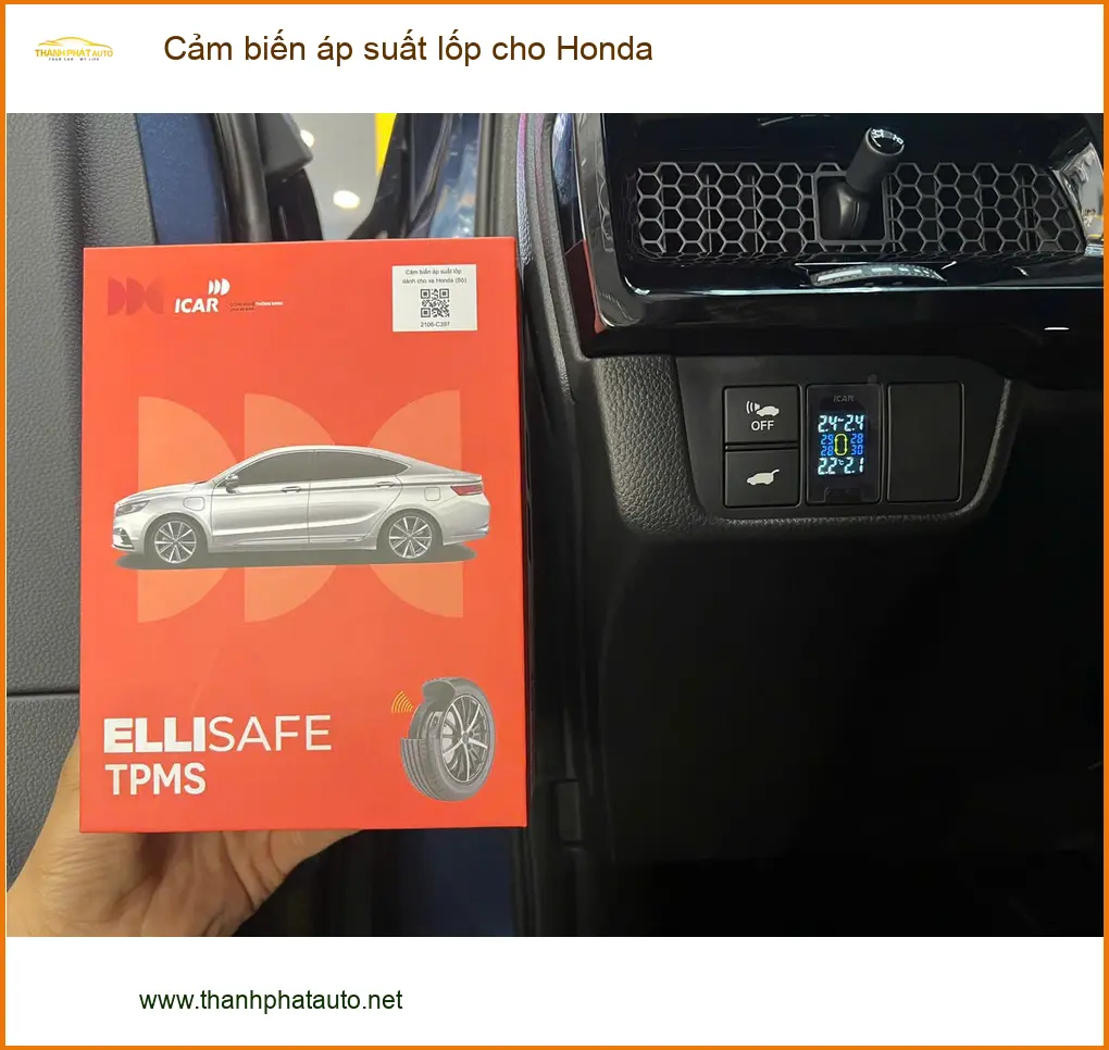 Anh Quang lắp cảm biến áp suất lốp cho Honda Civic tại Thủ Đức để tránh sự cố lốp trên đường