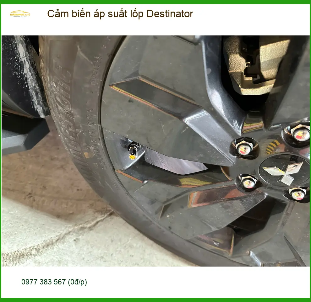 Chị Hương lắp cảm biến áp suất lốp Destinator cho Honda CR-V tại Quận 1