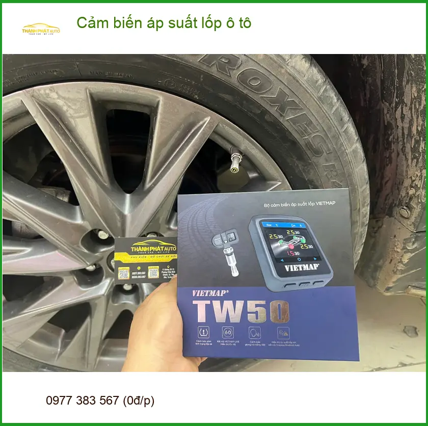 Cô Mai lắp cảm biến áp suất lốp ô tô Suzuki XL7 ở Quận Bình Tân ảnh thực tế 2