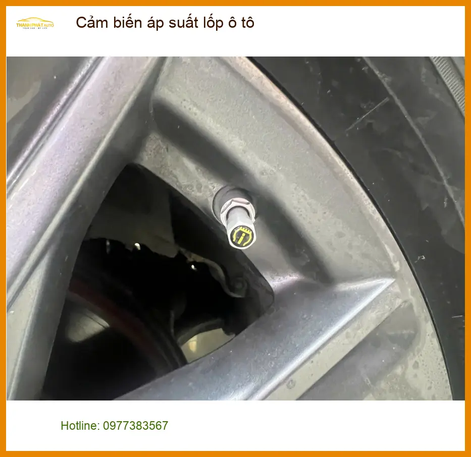 Anh Nhật lắp cảm biến áp suất lốp ô tô cho Honda CR-V tại Quận Tân Phú ảnh thực tế 4