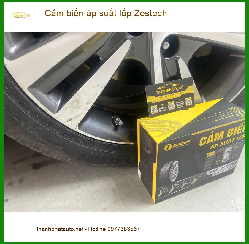 Chú Long lắp Cảm biến áp suất lốp Zestech cho VinFast Lux A tại Gò Vấp ảnh thực tế 4