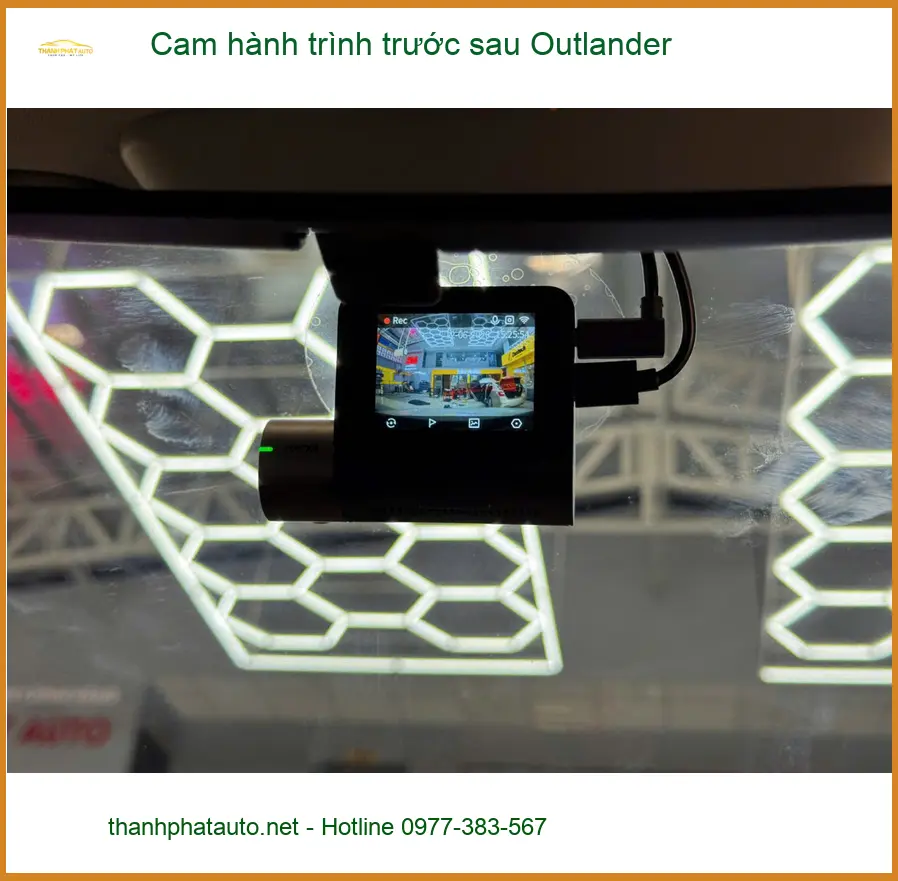 Anh Tuấn Kiệt lắp cam hành trình trước sau Outlander tại Thủ Đức an toàn ảnh thực tế 4