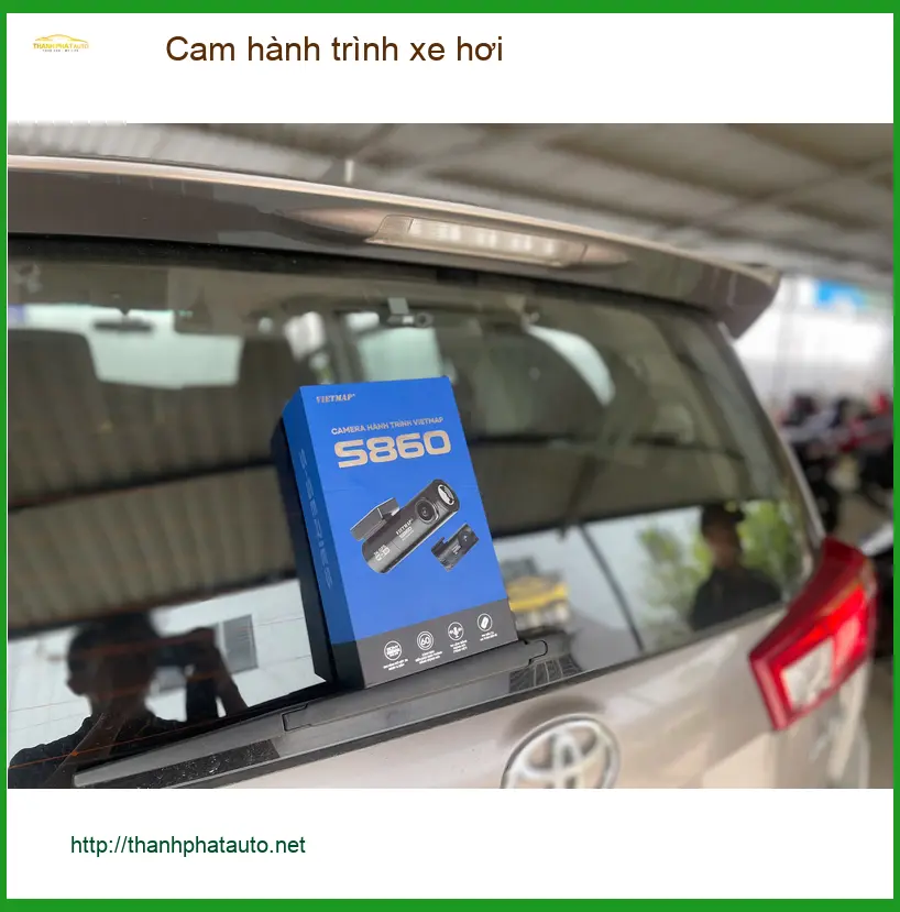 Chú Kiên lắp cam hành trình xe hơi cho Hyundai Accent tại Quận Thủ Đức để ghi lại hành trình ảnh thực tế 3