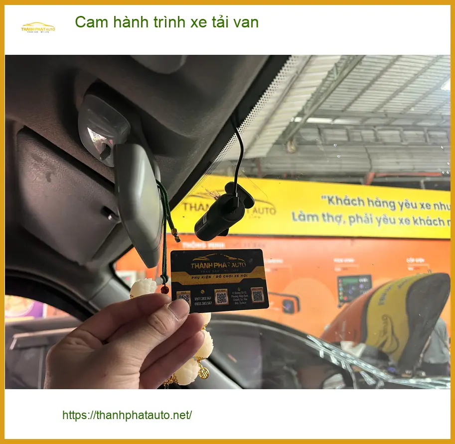 Anh Minh lắp cam hành trình Hyundai Solati Quận 12 ghi lại lộ trình