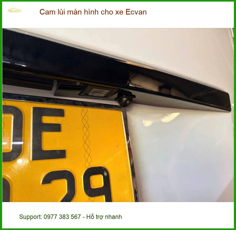 Cô Lan Anh lắp cam lùi màn hình cho xe Ecvan tại Gò Vấp, ngại lùi chuồng ảnh thực tế 3