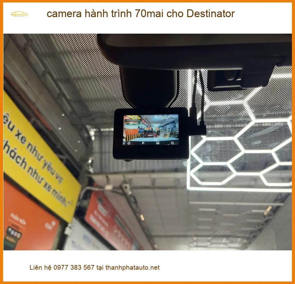 Chú Hùng lắp camera hành trình 70mai chính hãng cho Honda CRV ở Quận Bình Tân ảnh thực tế 3