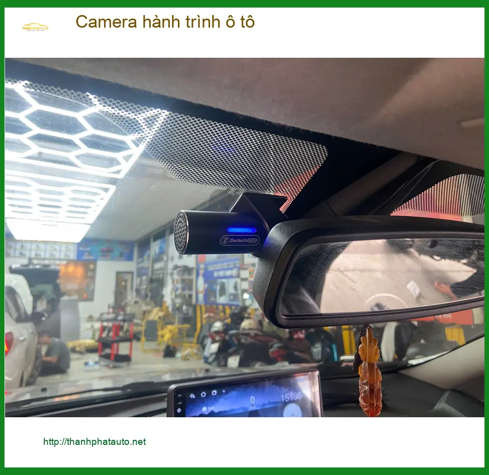 Anh Duy lắp camera hành trình ô tô Hyundai Accent tại Củ Chi an tâm mọi cung đường
