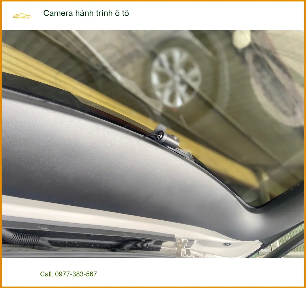 Anh Dũng lắp camera hành trình ô tô cho Kia Sorento ở Quận 9 ảnh thực tế 2
