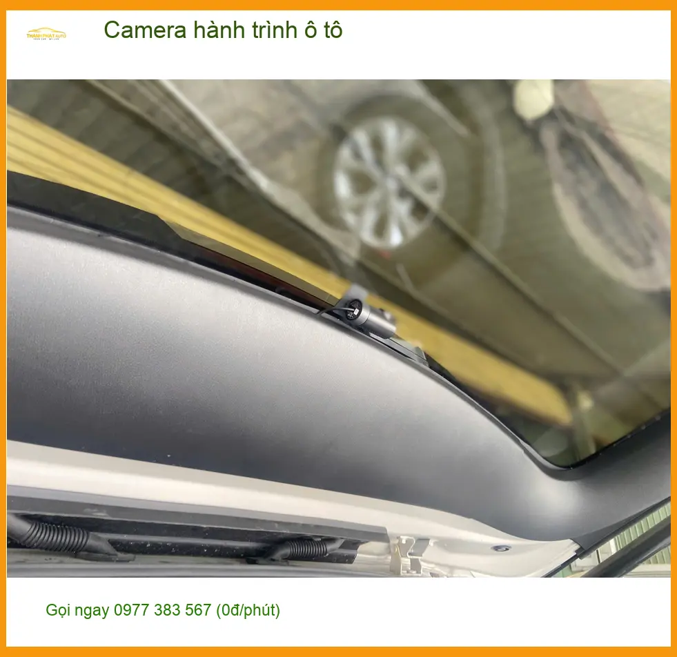Anh Minh lắp Camera hành trình ô tô cho Mazda CX-5 tại Nhà Bè