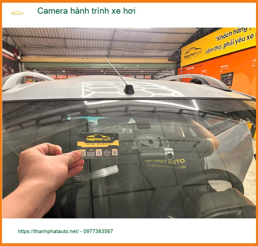 Chị Diễm lắp Camera hành trình xe hơi Mazda CX-5 tại Nhà Bè