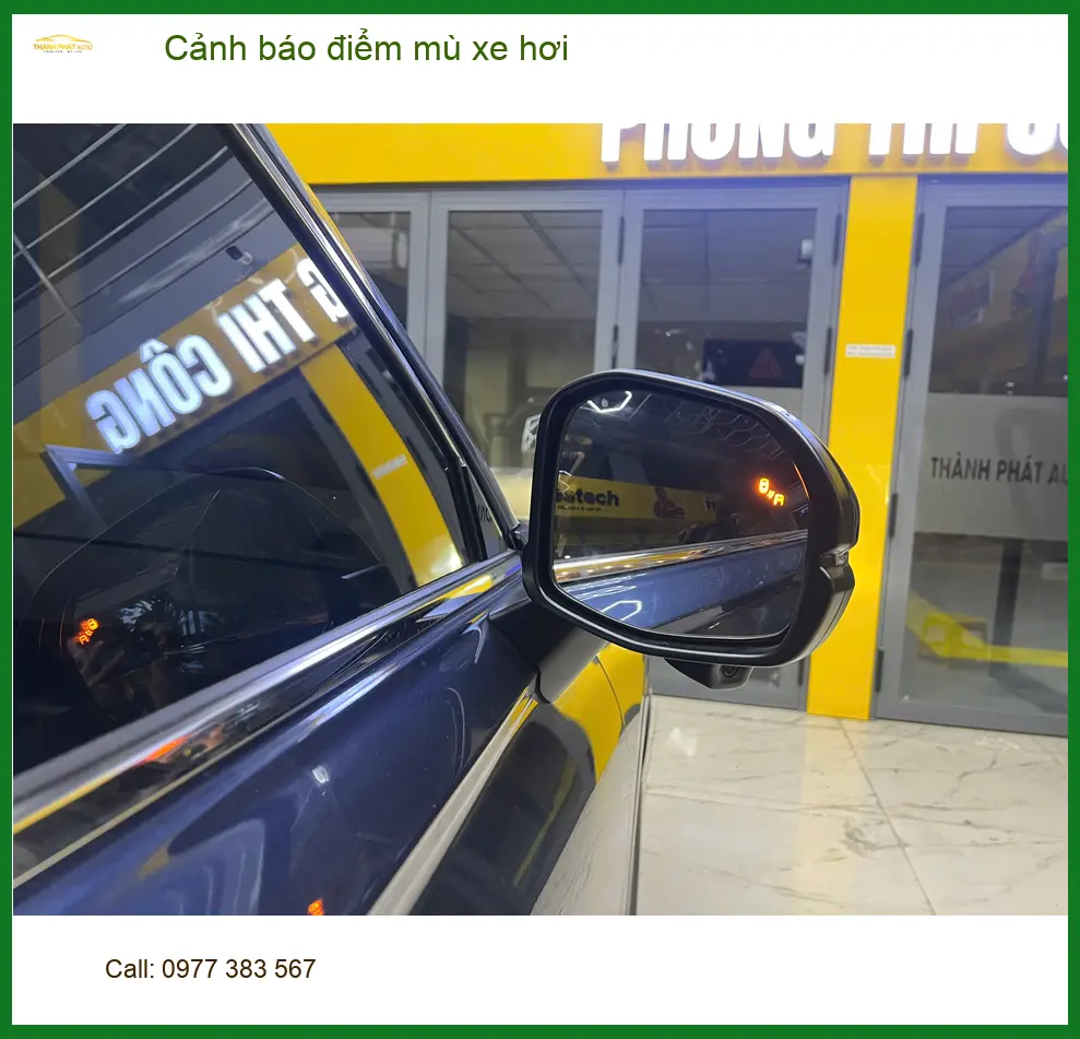 Bác Lộc lắp cảnh báo điểm mù xe hơi cho Honda CRV tại Quận 2