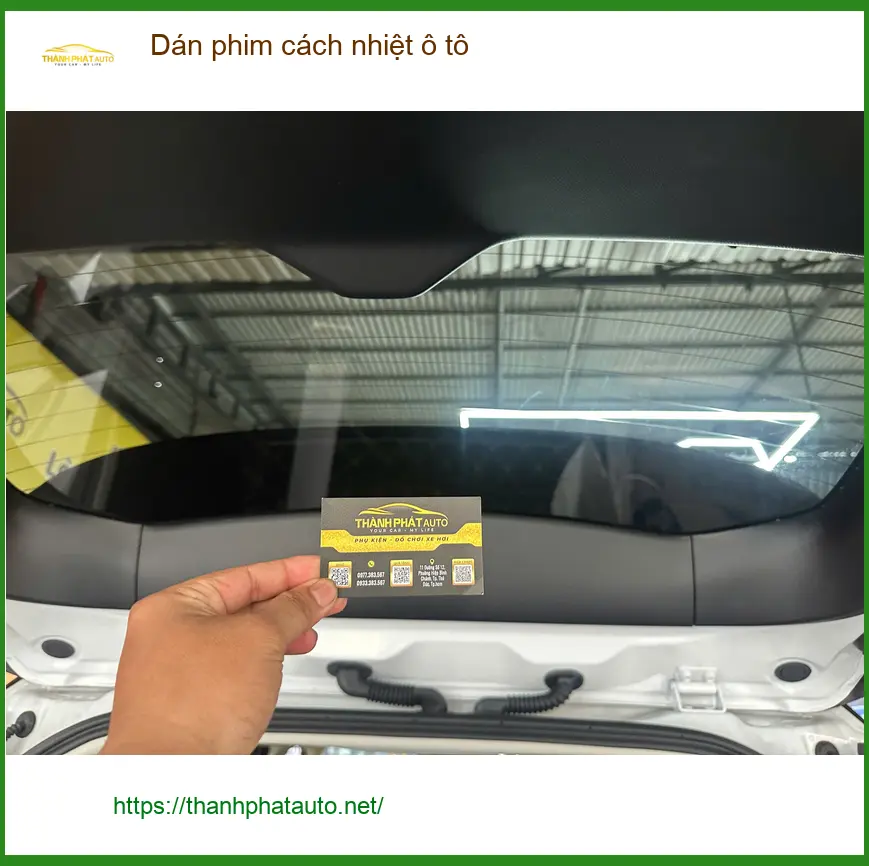 Anh Quý dán phim cách nhiệt ô tô Hyundai Santa Fe chống nóng hiệu quả tại Củ Chi ảnh thực tế 3