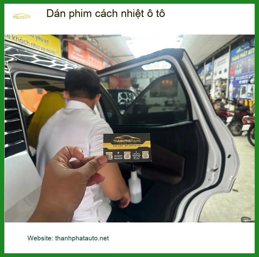 Cô Lành dán phim cách nhiệt ô tô Honda Civic Quận Tân Phú chống nóng. ảnh thực tế 2
