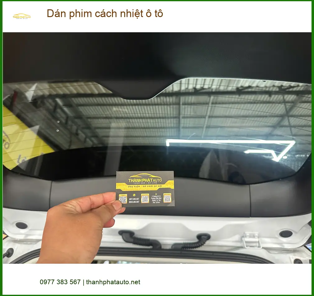 Cô Lành dán phim cách nhiệt ô tô Honda Civic Quận Tân Phú chống nóng. ảnh thực tế 3