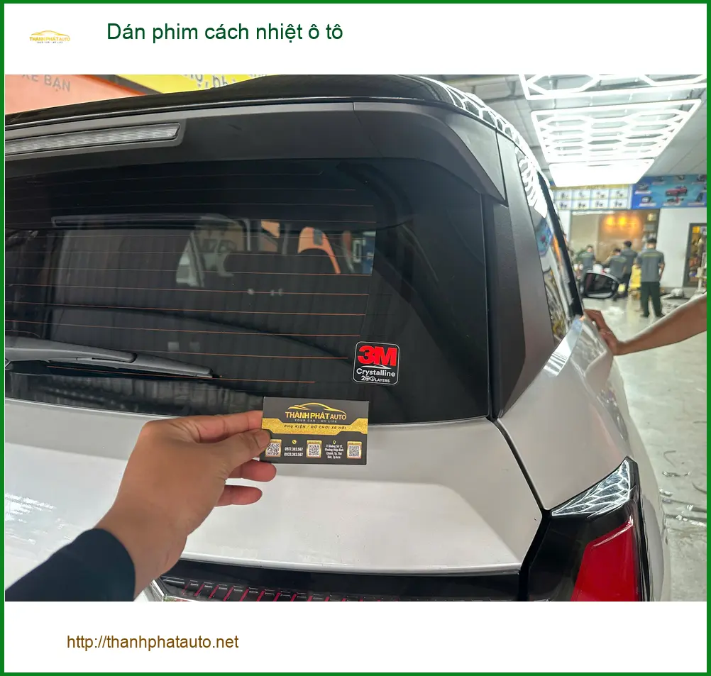 Cô Lành dán phim cách nhiệt ô tô Honda Civic Quận Tân Phú chống nóng. ảnh thực tế 4