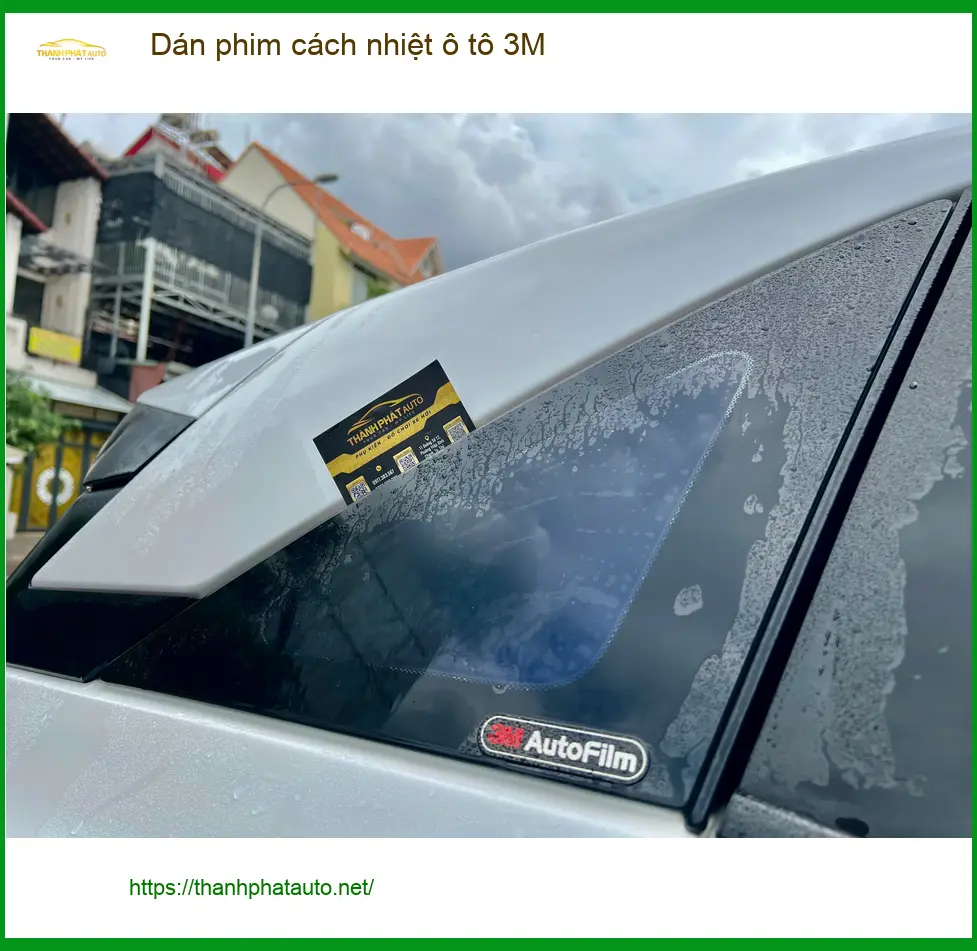 Chị Thảo dán phim cách nhiệt 3M cho Corolla Cross tại Quận Bình Tân chống nóng ảnh thực tế 5