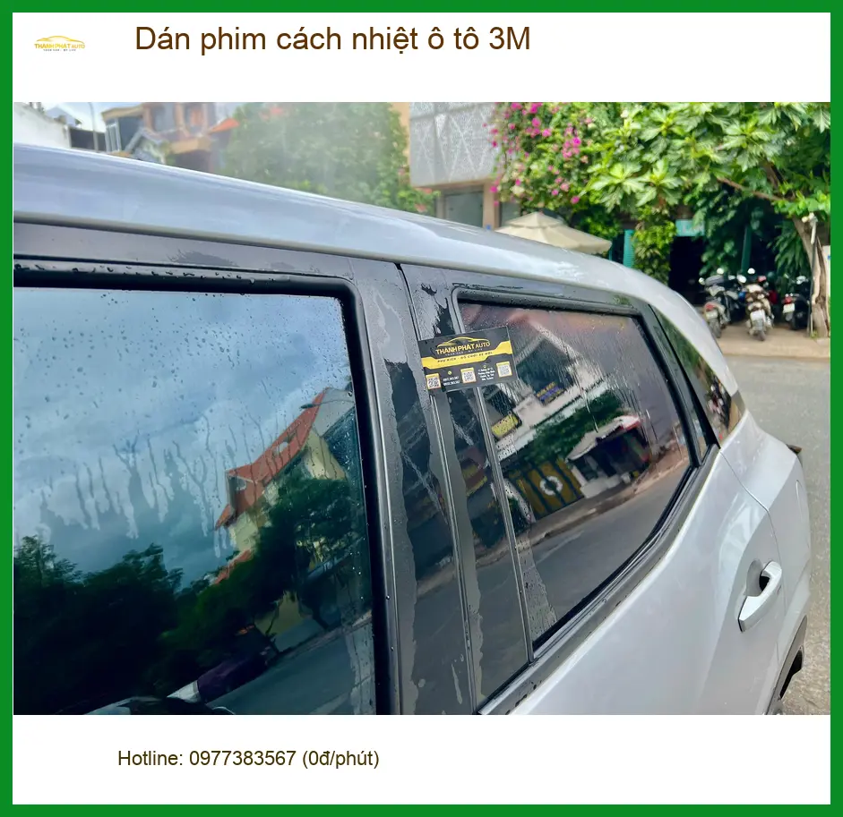 Anh Cường dán phim cách nhiệt ô tô 3M cho Kia K3 tại Quận Tân Phú