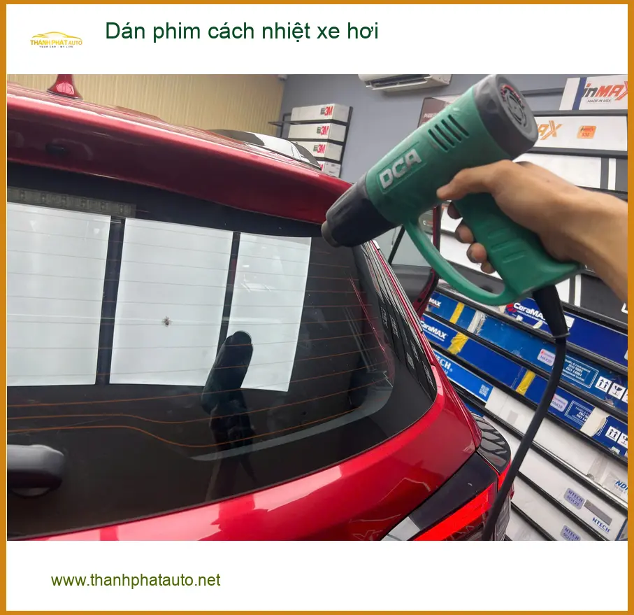Chị Thuỷ dán phim cách nhiệt xe hơi Hyundai Creta tại Quận 4 giảm nóng ảnh thực tế 2