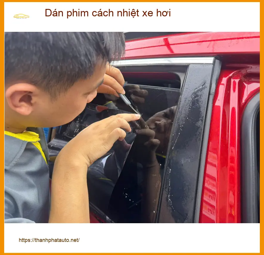 Anh Minh dán phim cách nhiệt Hyundai Santa Fe tại Quận 2 đón hè nóng bức ảnh thực tế 2