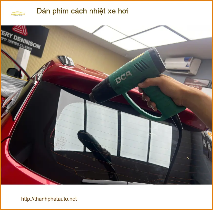 Chị Thanh dán phim cách nhiệt xe Hyundai Accent tại Quận Nhà Bè để chống nóng hiệu quả hơn ảnh thực tế 5