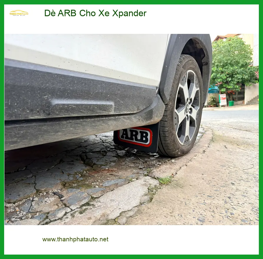 Chị Mai lắp dè ARB cho Xpander tại Quận 3 tránh sình lầy khi mưa