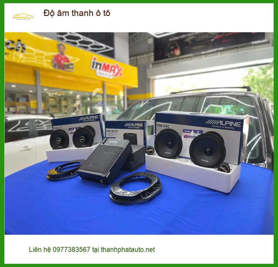 Anh Quang độ âm thanh ô tô Hyundai Creta tại Quận 4 để nghe nhạc hay hơn trên đường đi làm