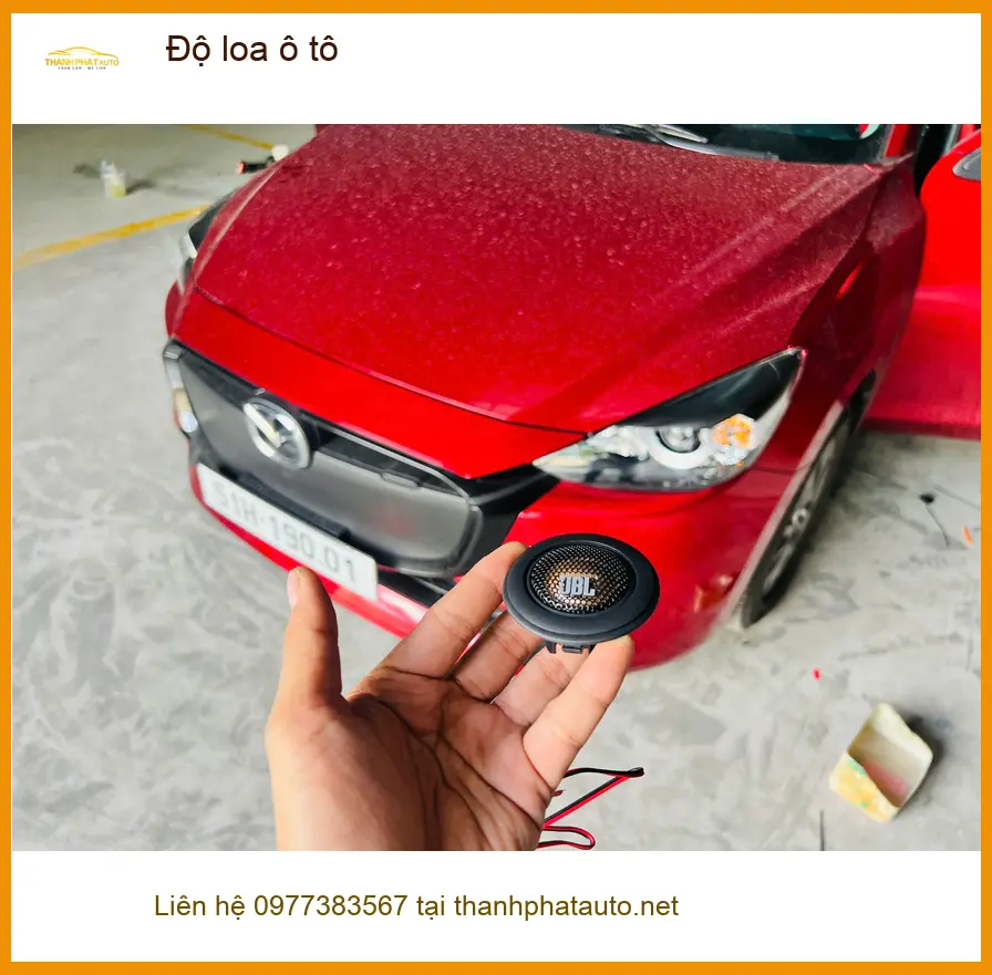 Chị Diễm độ loa ô tô cho Mazda CX-5 tại Quận 4 vì âm bass yếu, nghe nhạc không đã ảnh thực tế 2
