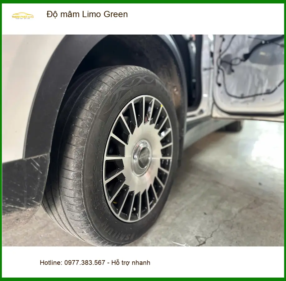 Chị Lan Anh độ mâm Limo Green cho Honda CRV tại Quận Nhà Bè