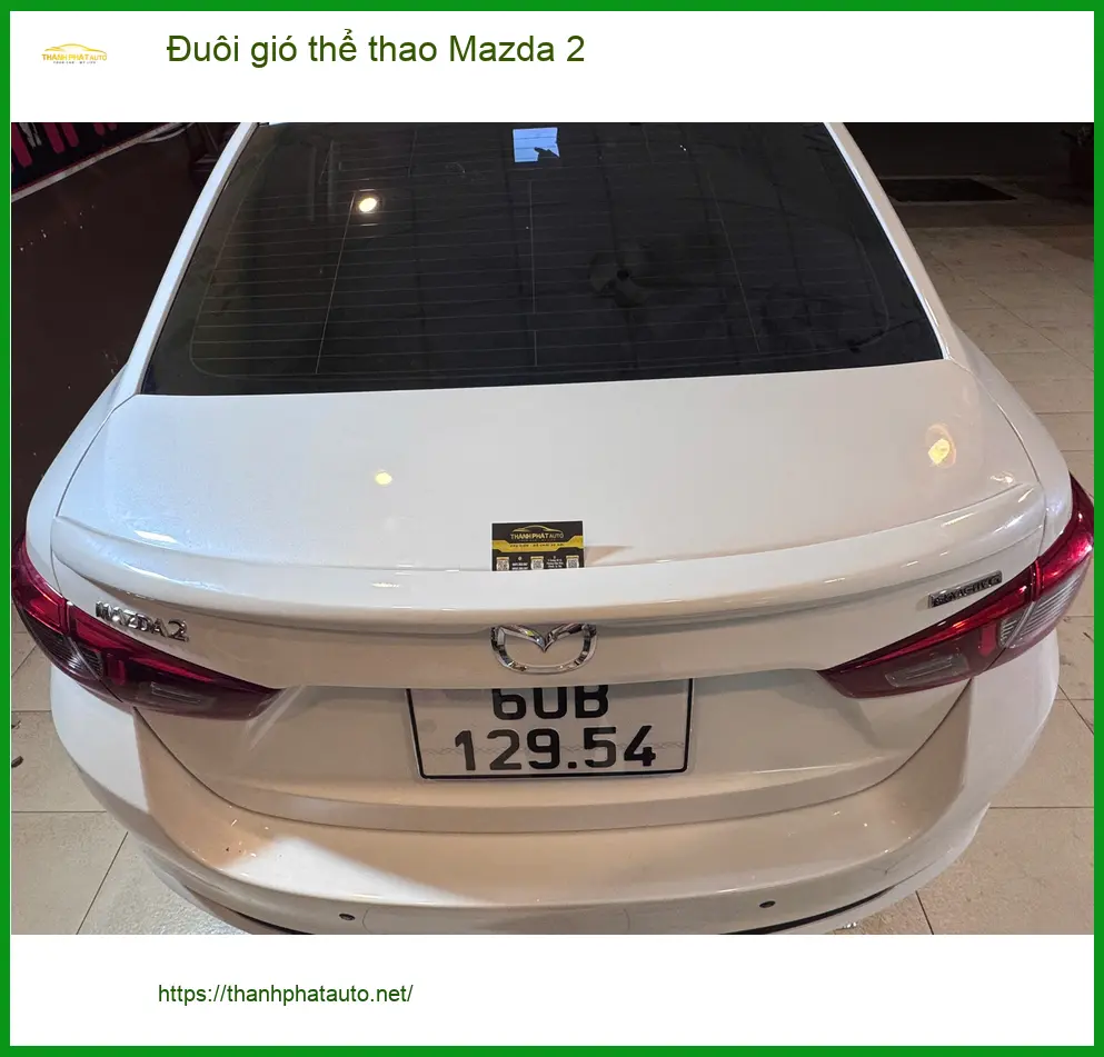 Anh Minh lắp đuôi gió thể thao Mazda 2 tại Quận 12 giúp xe thêm cá tính ảnh thực tế 4