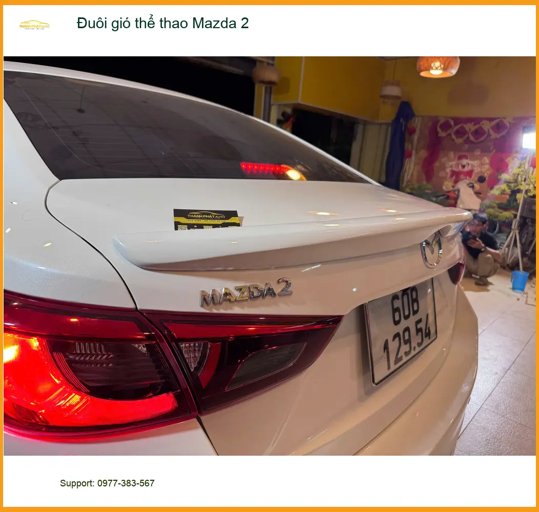 Chị Thanh lắp đuôi gió thể thao Mazda 2 tại Quận 9 để tăng vẻ năng động cho xe ảnh thực tế 2