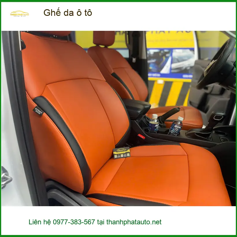 Chị Thảo bọc ghế da ô tô Hyundai Accent tại Quận 3 để nội thất sang trọng hơn