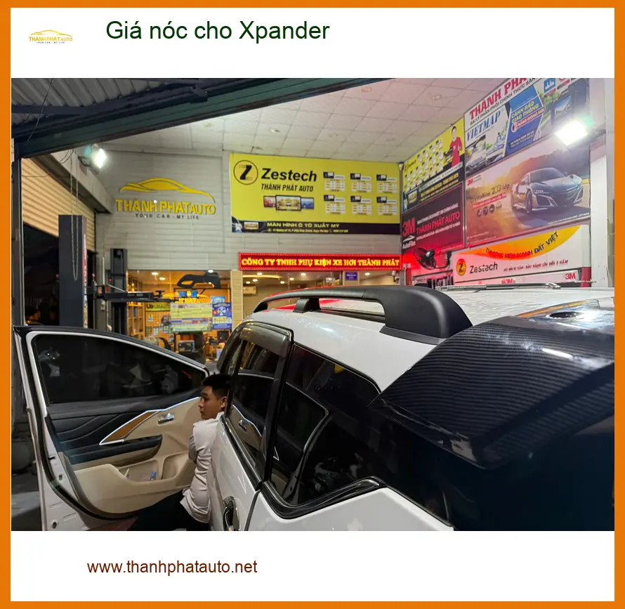 Anh Huy lắp giá nóc cho Xpander ở Quận 7 để chở đồ đi du lịch cùng gia đình ảnh thực tế 3