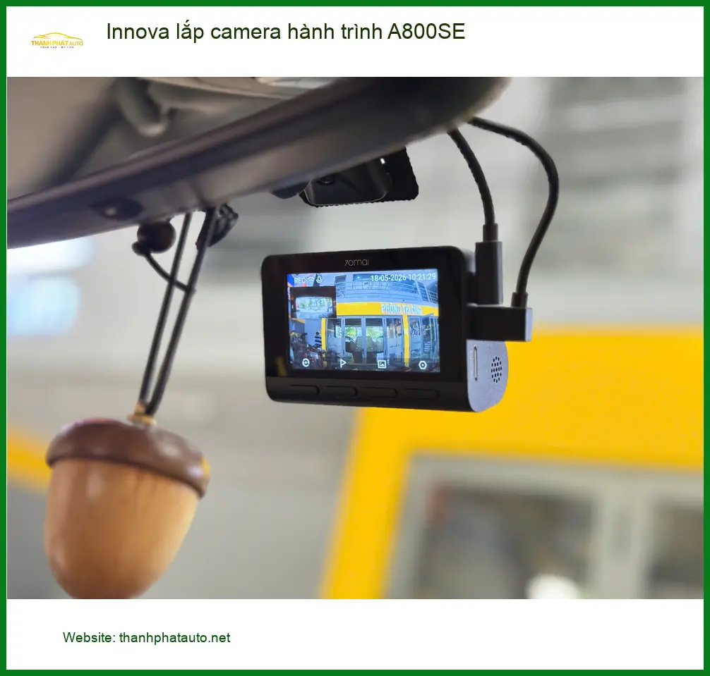 Anh Tú lắp camera hành trình A800SE cho Toyota Innova tại Nhà Bè để ghi lại mọi diễn biến