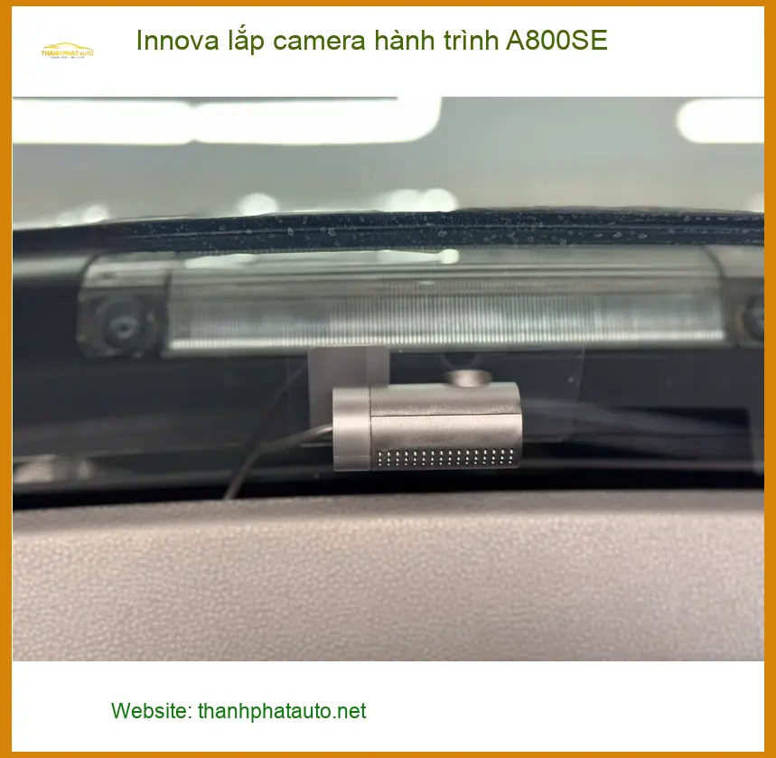 Anh Khải lắp camera hành trình A800SE cho Innova tại Quận 10 sau sự cố va quẹt ảnh thực tế 2