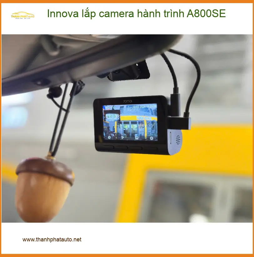 Anh Nam lắp camera hành trình A800SE cho Innova tại Quận Bình Tân cần gấp ảnh thực tế 3