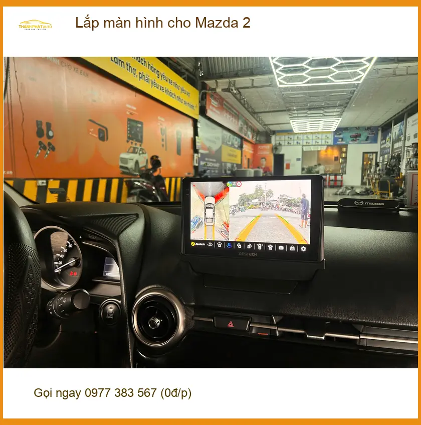 Anh Minh nâng cấp màn hình cho Mazda 2 tại Quận 4 vì màn hình zin hạn chế