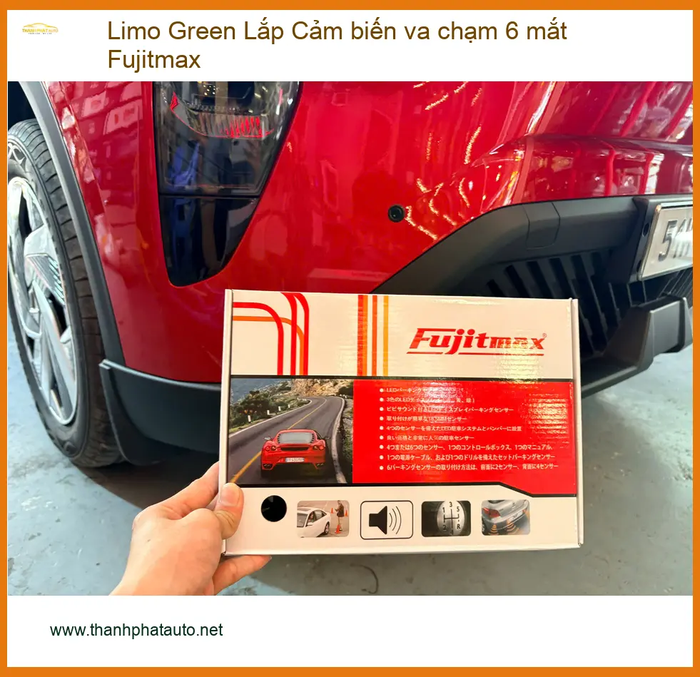 Anh Tùng lắp cảm biến va chạm 6 mắt Fujitmax cho Toyota Camry Limo Green tại Quận 5