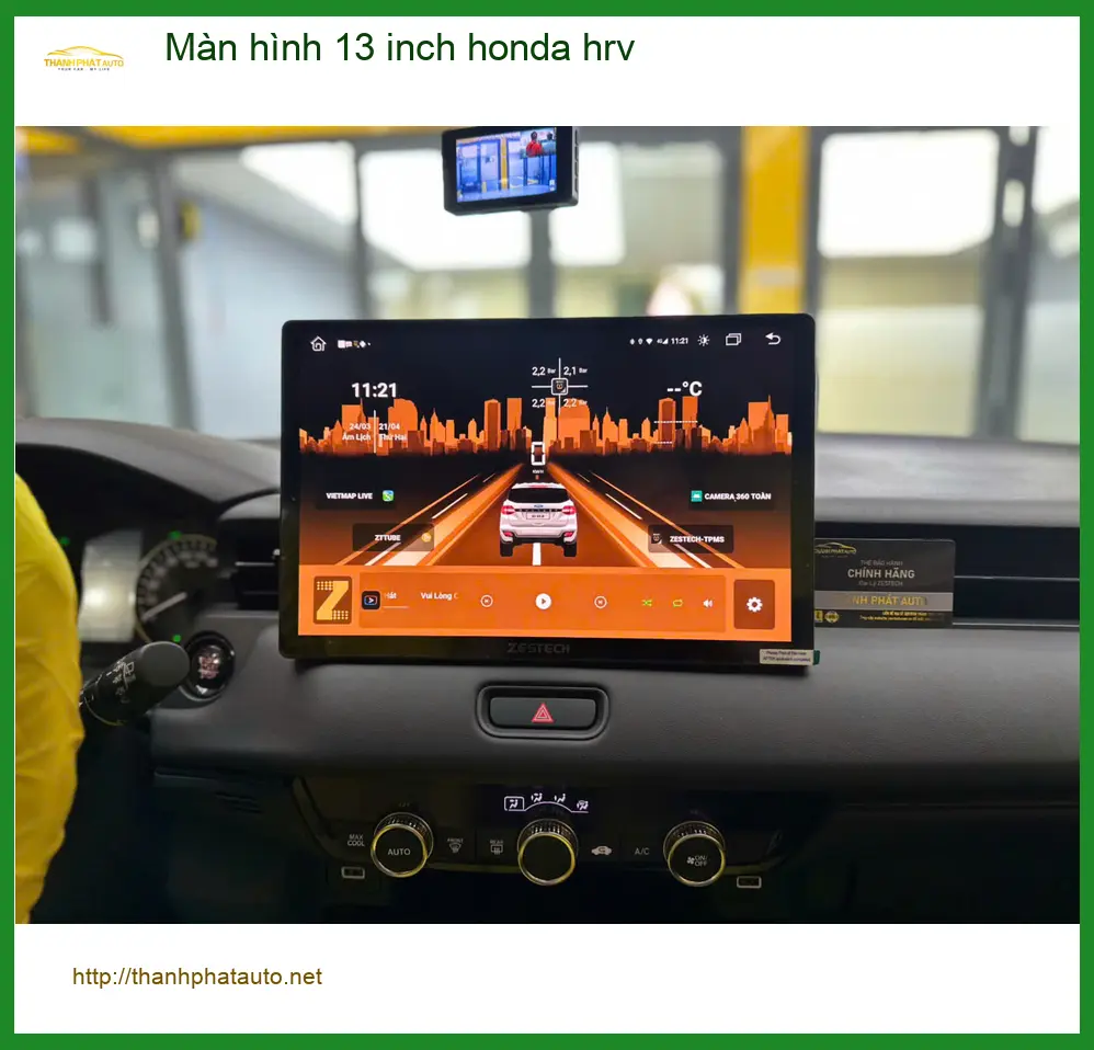 Anh Long lắp màn hình 13 inch Honda HR-V tại Quận 9 để có trải nghiệm lái xe hiện đại, giải trí mượt mà